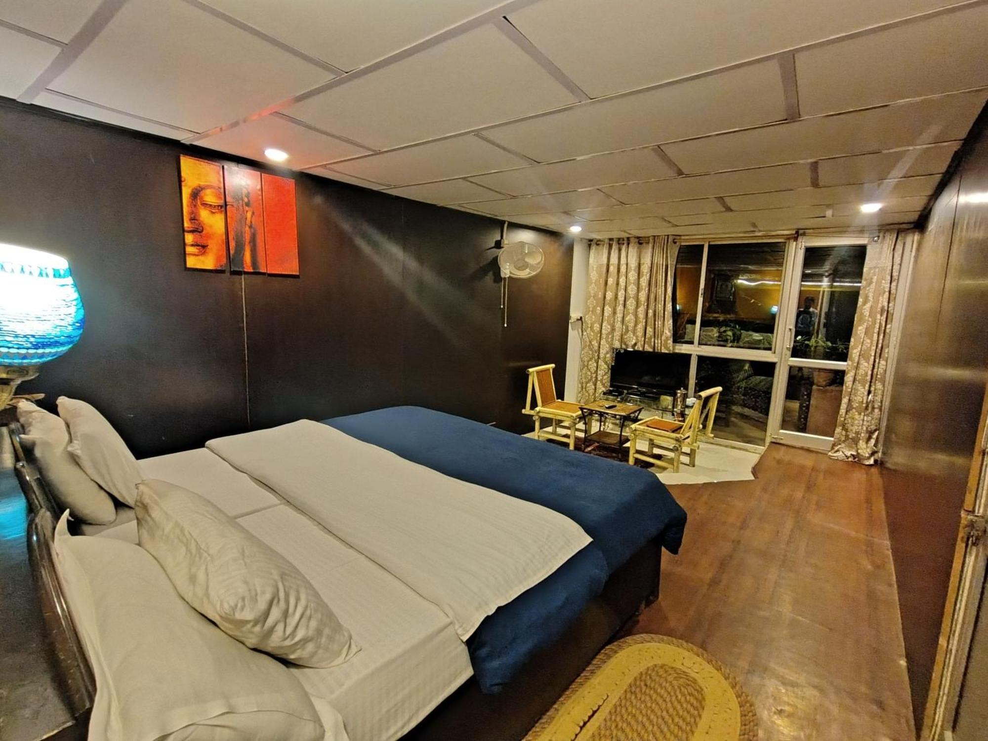 Mcleodganj Bed & Breakfast マクロード・ガンジ エクステリア 写真