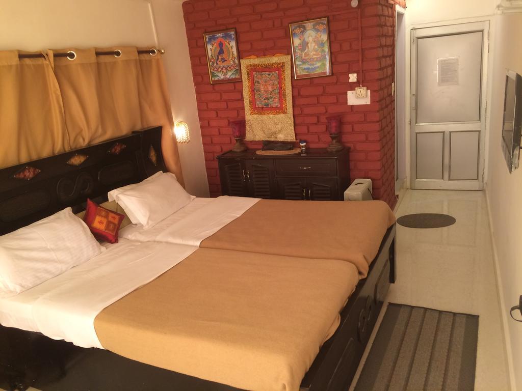 Mcleodganj Bed & Breakfast マクロード・ガンジ エクステリア 写真